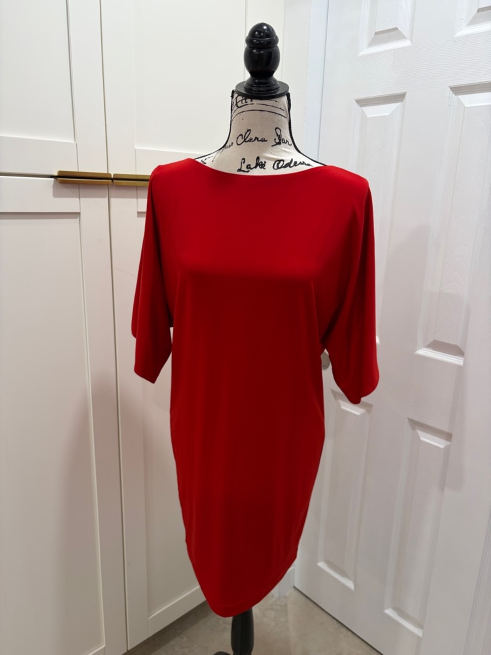 Stunning Donna Morgan Red Midi Dress with sexy sleeve slits